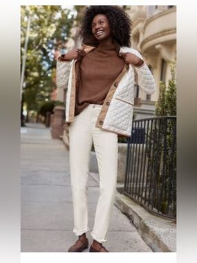 Lands’ End Mid Rise Straight Leg Corduroy Pants, ivory, size 8.